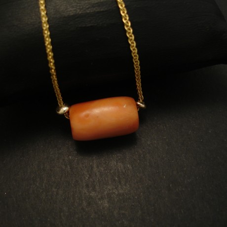 old-mediterranean-coral-9ctgold-chain-03680.jpg