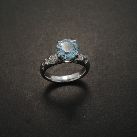 aquamarine-engagement-ring-diamonds-18ctwhite-05256.jpg