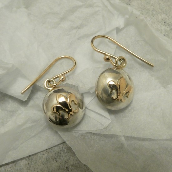 fleur-de-lys-silver-gold-earrings-00964.jpg