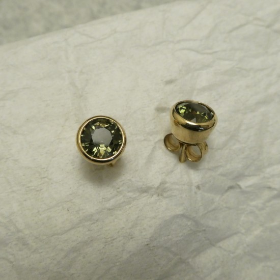 green-australian-sapphires-10732.jpg
