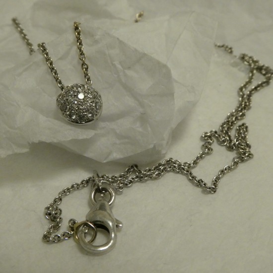 pave-set-diamond-18ctgold-necklace-30694.jpg