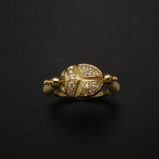 scarab-gold-ring-18ct-diamonds-01465.jpg