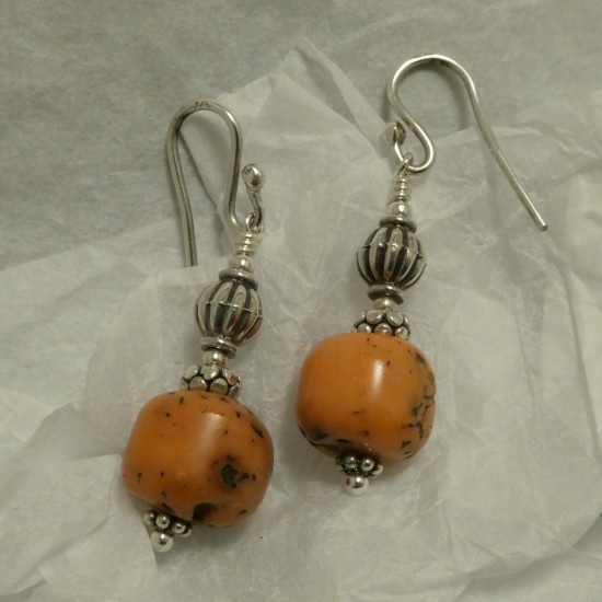 tibetan-corals-old-silver-earrings-30939.jpg