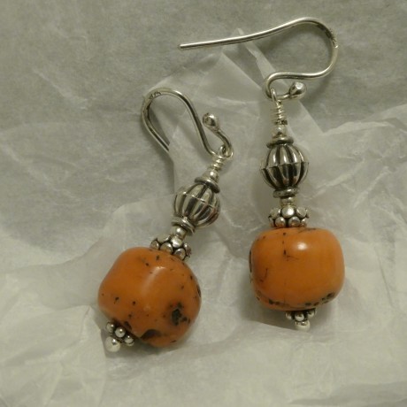 tibetan-corals-old-silver-earrings-30940.jpg