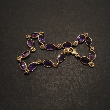 amethyst-gold-9ct-link-bezel-bracelet-07786.jpg