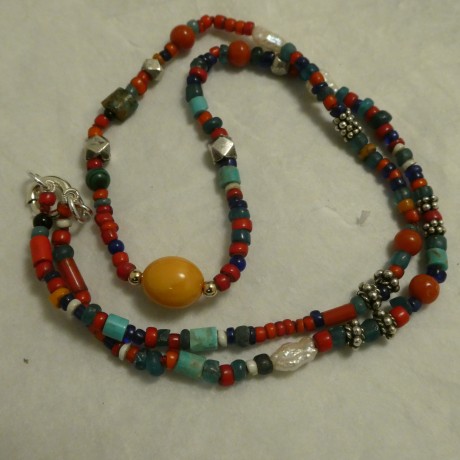 amber-centrebead-oddball-bead-necklace-50797.jpg