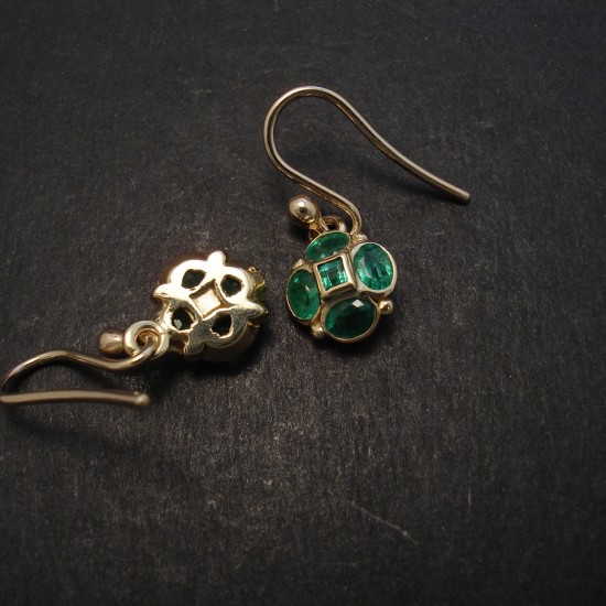 matched-emeralds-10ovalsq-9ctgold-earrings-08289.jpg