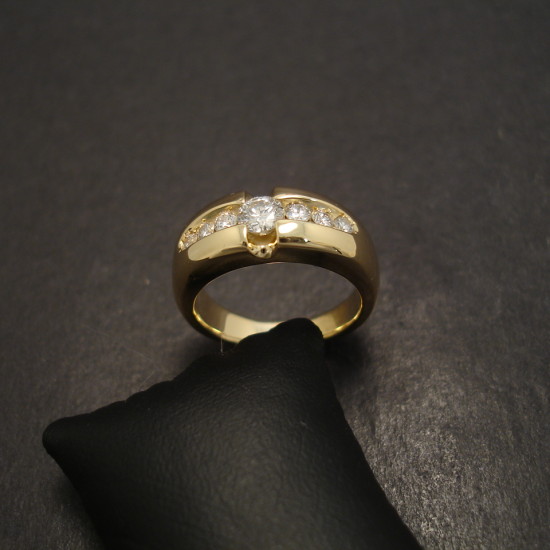 customer-diamonds-custom-made-gold-scooped-07624.jpg