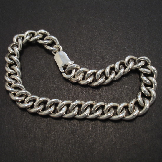 curb-link-mens-silver-bracelet-08259.jpg