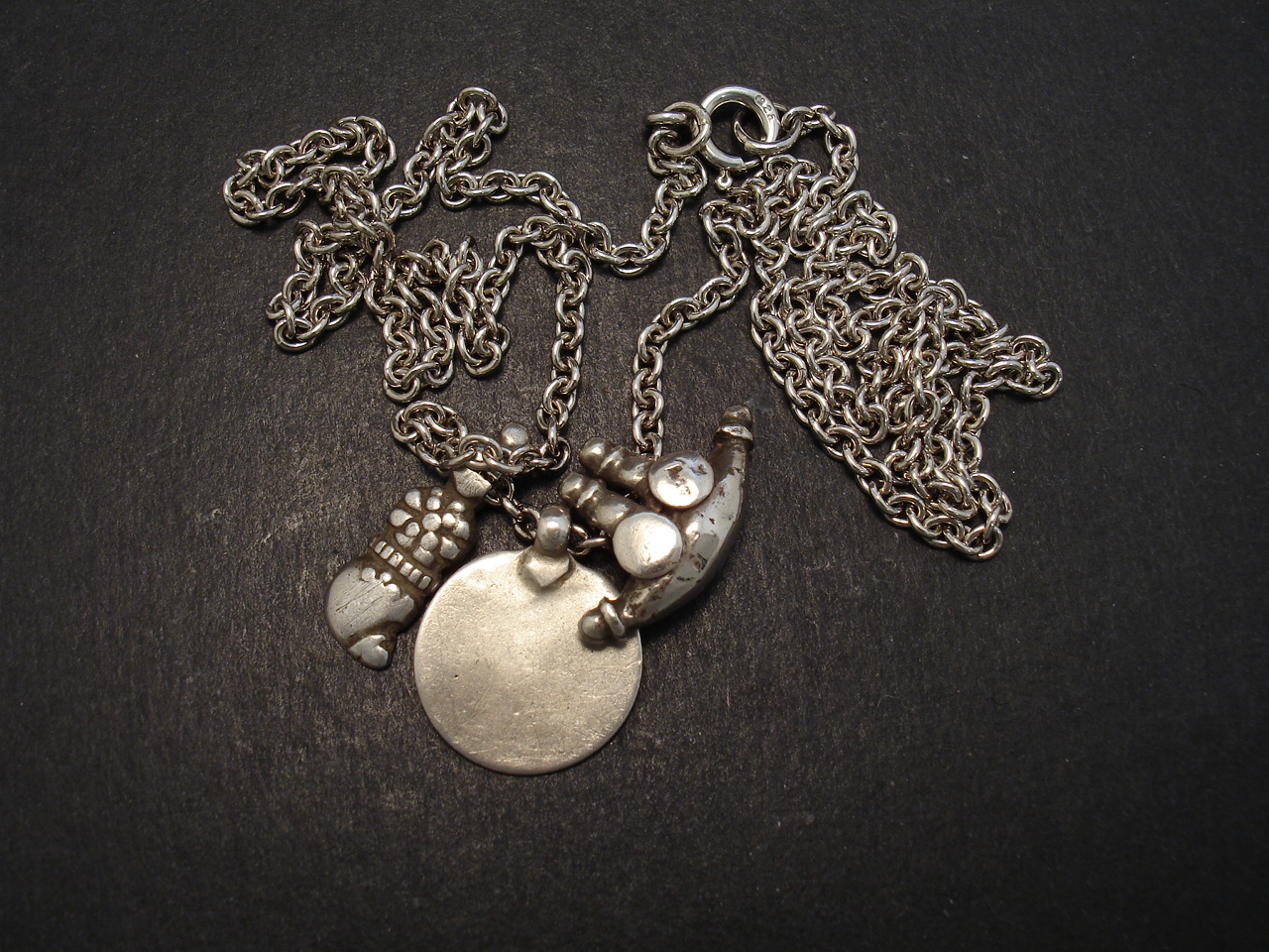 Old Silver Pendants Chain Necklace Christopher William Sydney Australia Antique Ruby C And Tribal Jewellery - Old Indian Silver Pendants Old Silver Pendants Chain Necklace Christopher William Sydney Australia Antique Ruby C And Tribal Jewellery - Old Indian Silver Pendants