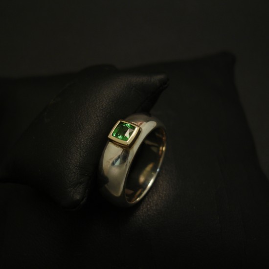 tzavorite-gemstone-green-garnet-18ctgold-silver-ring-03963.jpg