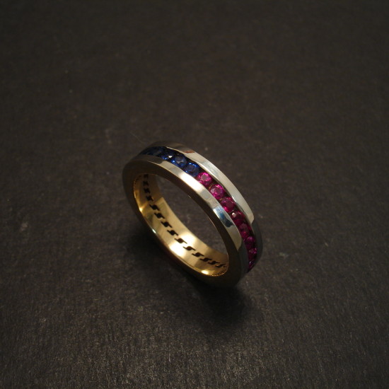 eternity-ruby-saphire-18ctgold-ring-08805.jpg