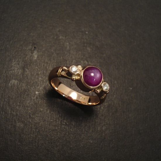 handmade-rose-gold-ring-star-ruby-diamonds-08928.jpg