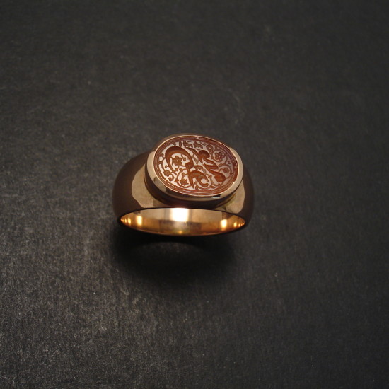 persian-cornelian-seal-ring-9ctgold-06566.jpg