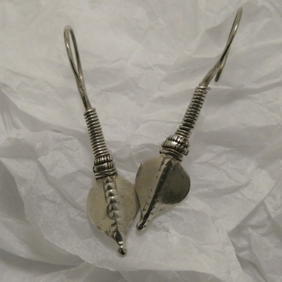 tribal-stylish-old-silver-earrings-80285.jpg