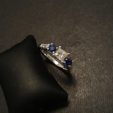 diamond-princess-cey-sapphires-18ctwhite-gold-engage-ring-09156.jpg