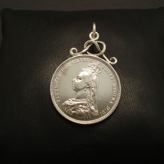 victorian-shilling-silver-coin-pendant-09258.jpg