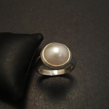 japanese-mabe-pearl-10mm-silver-ring-09720.jpg