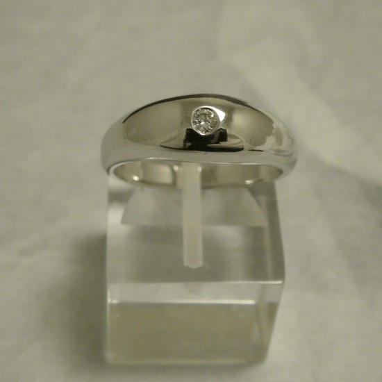 domed-9ctwhite-gold-ring-5ptdiamond-40619.jpg