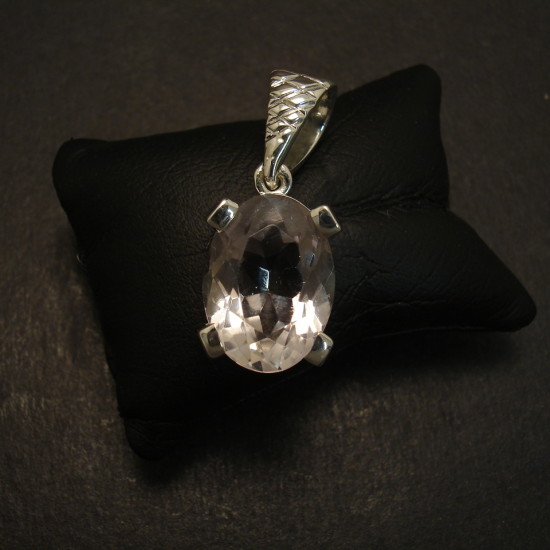 handmade-pendant-customers-quartz-brooch-09572.jpg