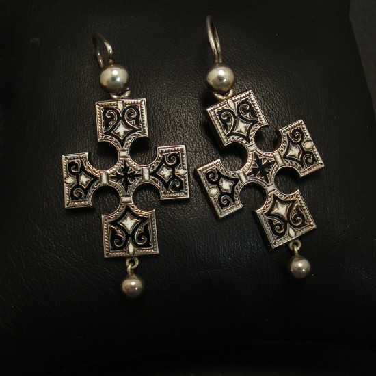 antique-enamelled-silver-cross-earrings-01633.jpg