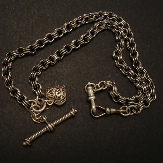 antique-twist-silver-bar-heart-chain-albert-01731.jpg