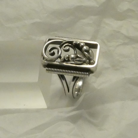 scandanavian-silver-ring-hmade-1940s-80061.jpg
