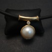 12mm-japanese-mabe-pearl-diamond-9ctgold-neoprene-necklace-06793.jpg