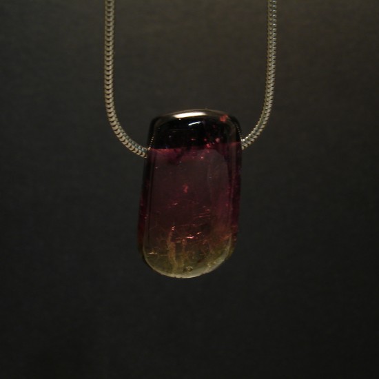 25ct-rainbow-tourmaline-18ctwhite-gold-02321,jpg