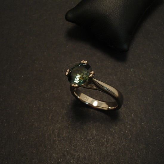 customers-sapphire-custom-made-white-gold-ring-01787.jpg
