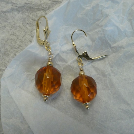 handcut-antique-amber-9ctgold-earrings-10254.jpg