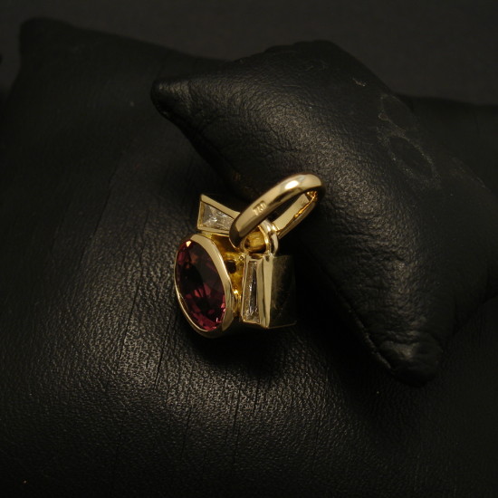 finest-pink-tourmaline-diamond-tapers-18ctgold-pendant-02162.jpg