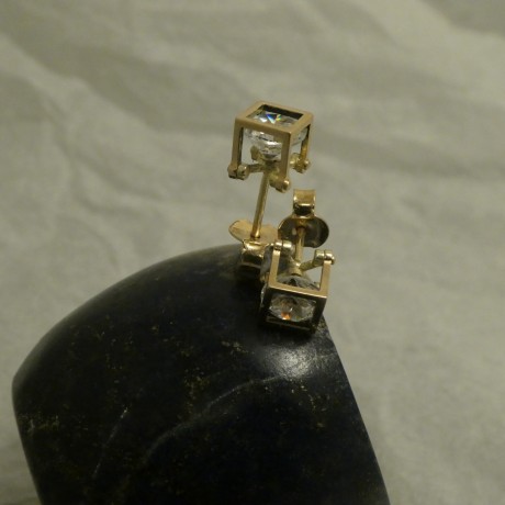 handmade-14ctgold-earstuds-cz-70156.jpg