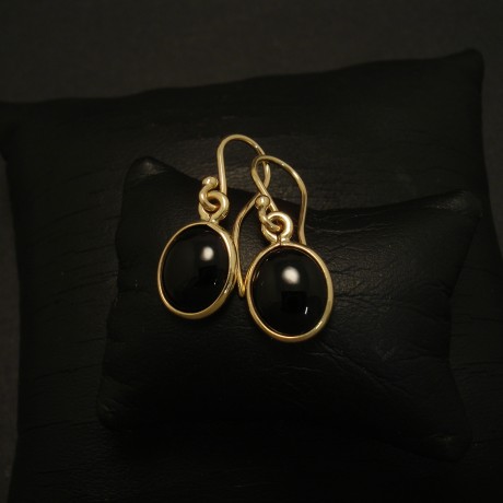 9x7mm-black-onyx-simple-9ctgold-earrings-03230.jpg