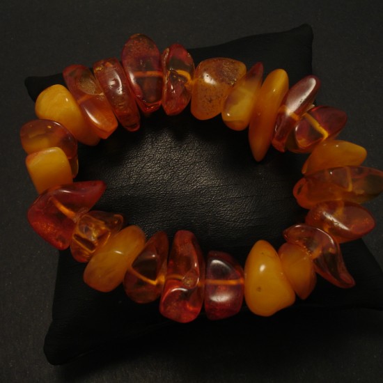 amber-chunks-elasticised-bracelet-03141.jpg