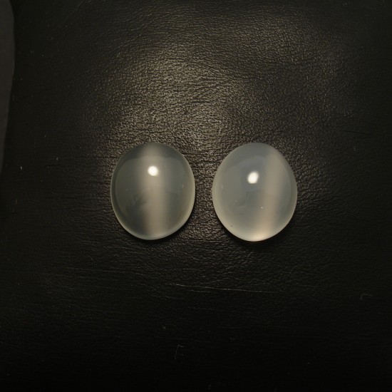 14x12mm-moonstone-gem-pair-01856.jpg