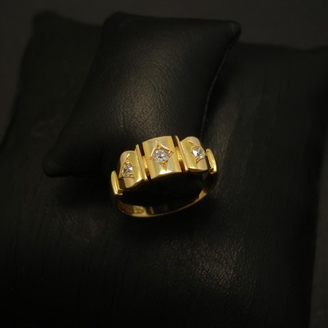 antique-chester-england-18ctgold-ring-diamonds-03632.jpg