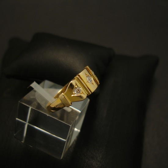 antique-chester-england-18ctgold-ring-diamonds-03633.jpg