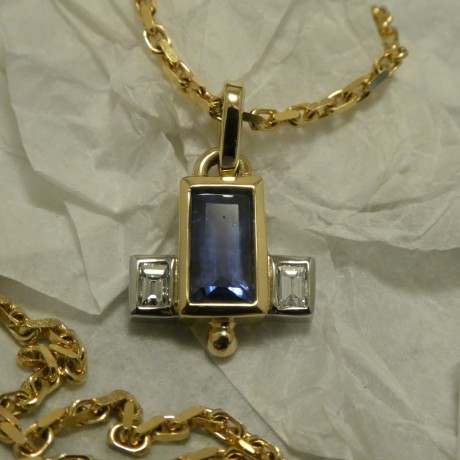 bright-sapphire-baguette-diamonds-18ctgold-pendant-20675.jpg
