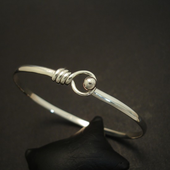 simple-clip-bangle-solid-silver-03696.jpg
