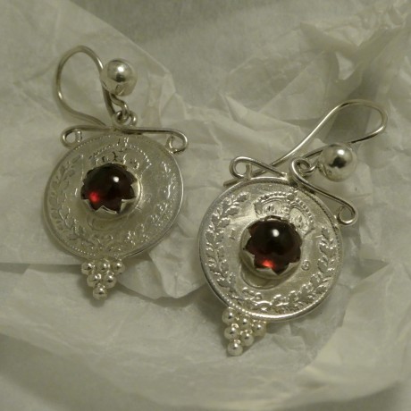 silver-threepenny-earrings-garnets-40115