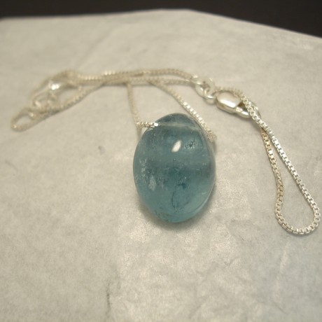 18ct-aquamarine-bead-silver-chain-04323.jpg