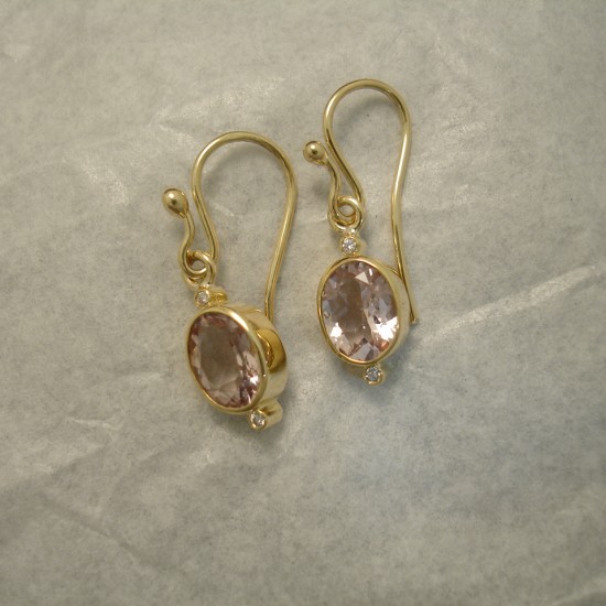 lovely-pink-beryls-aquamarine-cousins-diamonds-18ctgold-weardrops-04240.jpg