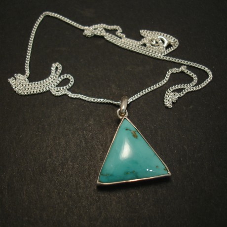 triangle-turquoise-hmade-silver-pendant-04371.jpg