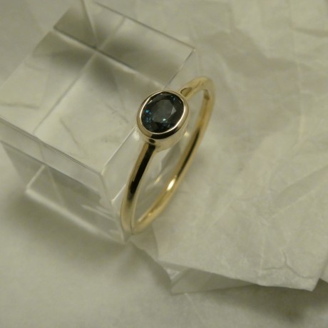 half-carat-blue-sapphire-189ctgold-ring-30132.jpg