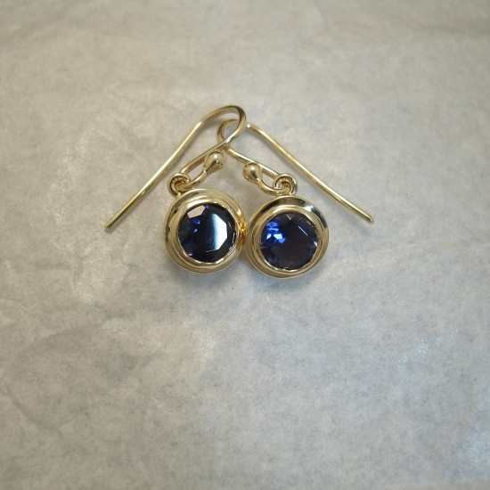 lilac-blue-iolite-9ctgold-earrings04236.jpg