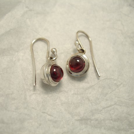 fine-red-cab-garnet-earrings-9ctwhite-gold-04768.jpg