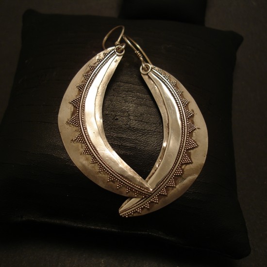 crescent-moons-hmade-silver-earrings-05130.jpg