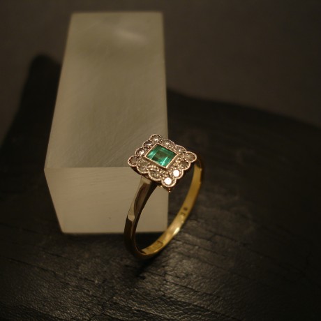 emerald-antique-ring-platinum-18ctgold-05106.jpg
