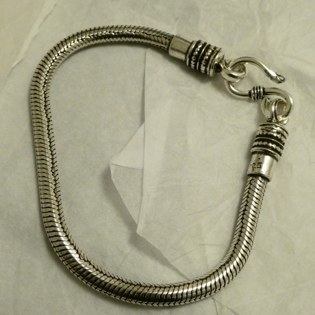 20cms-silver-snake-chain-bracelet-50599.jpg